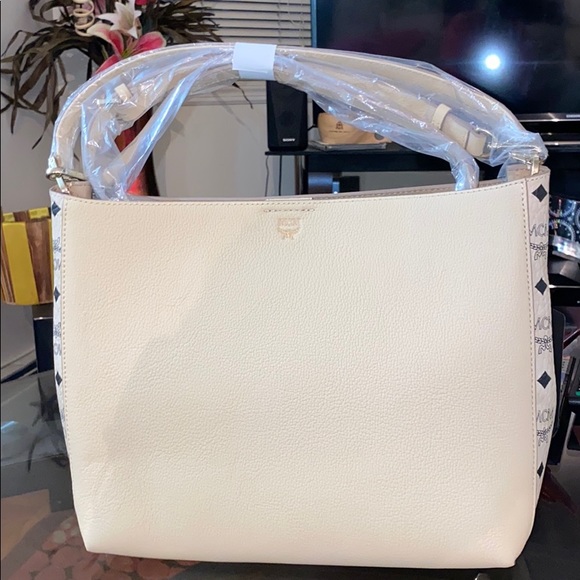 MCM Hobo - Picture 6 of 8